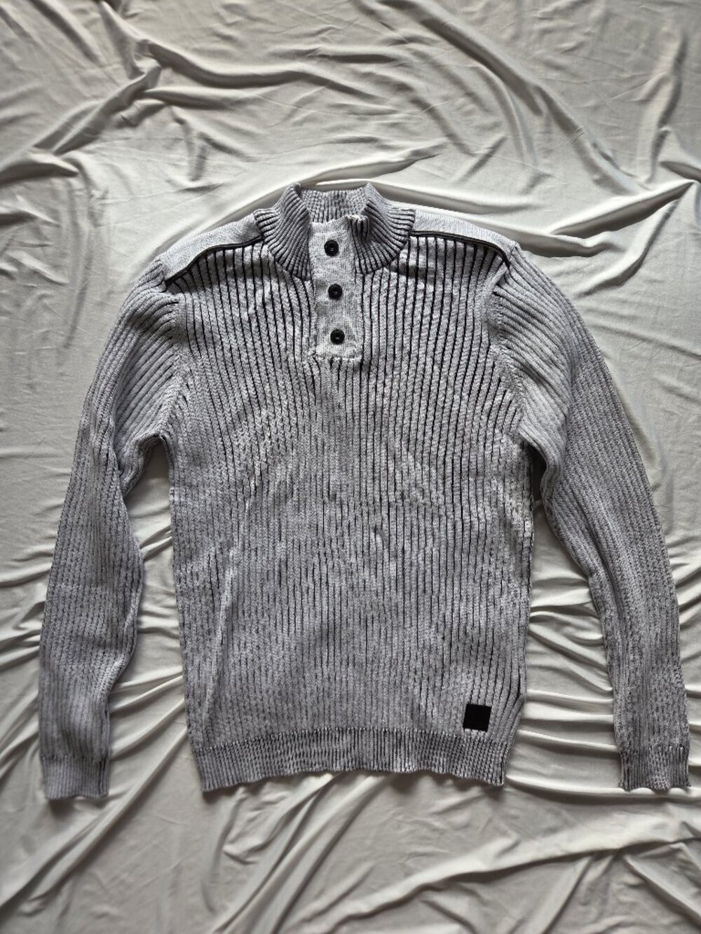 Guess Kwan Rib-Knit Ribbed Mock Neck Button Up Sweater - Picture 6 of 6